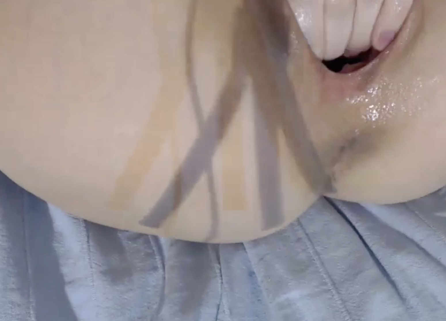 JET BLACK &amp; JUICY (FISTING FUN) — 25