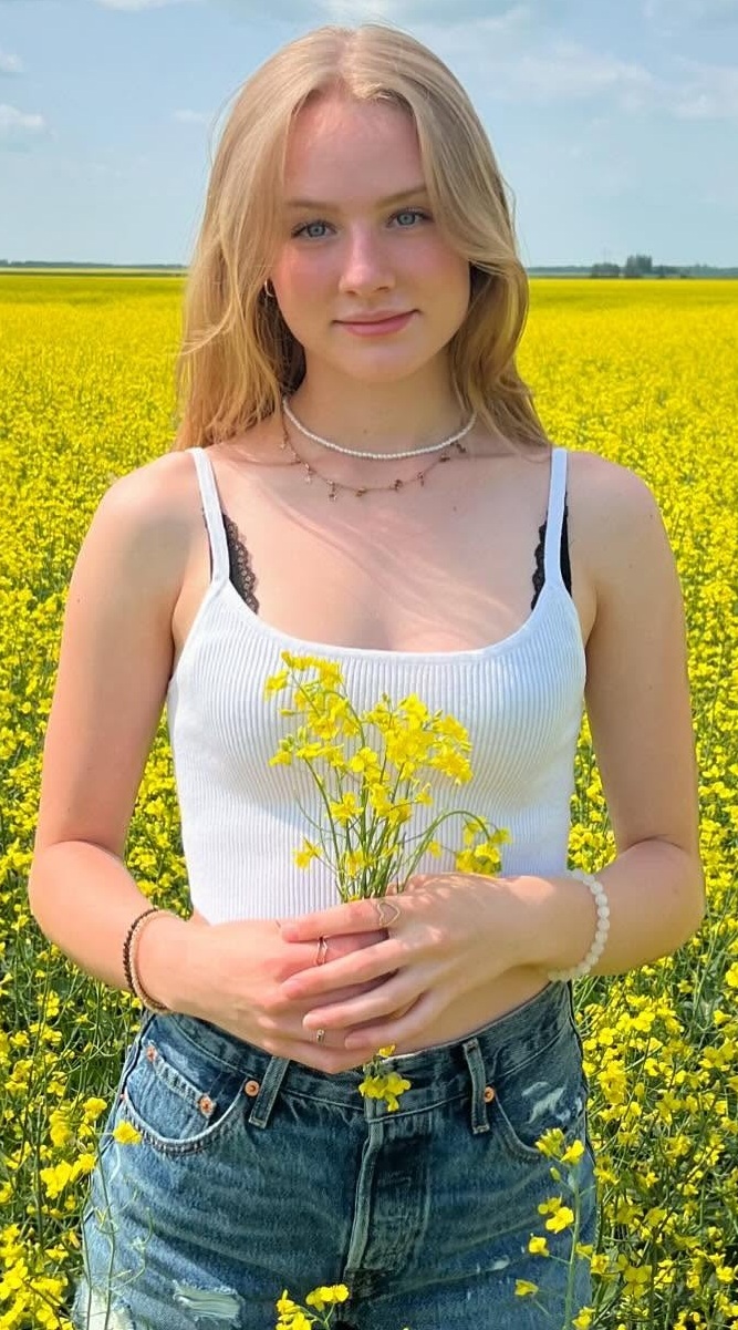 Attractive NN SFW — 15