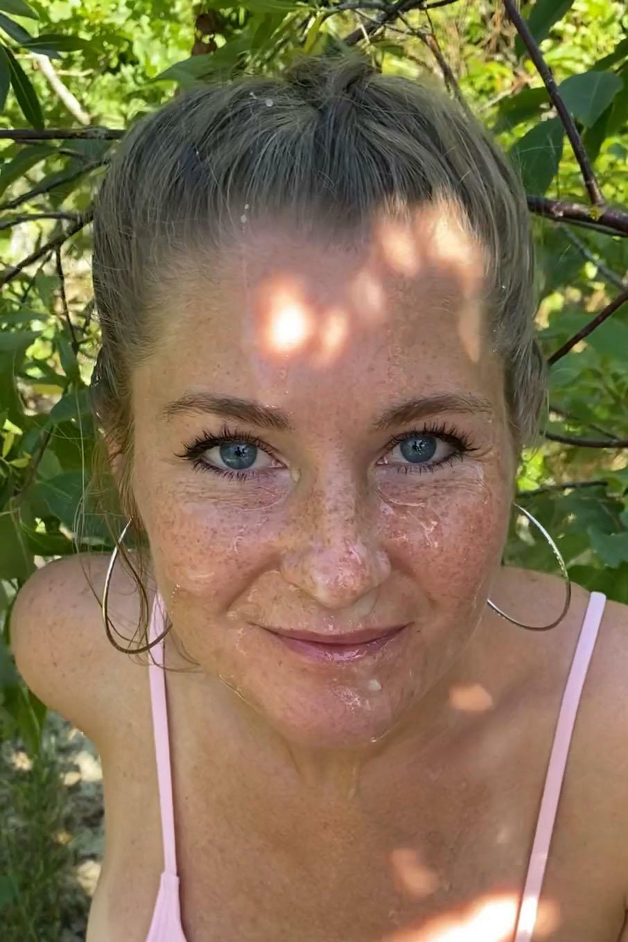 Outdoor facial — 15