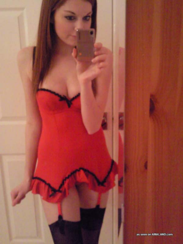 Teen girl in red lingerie strips. — 33