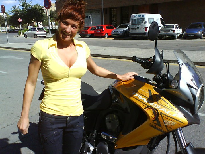 Vanessa, busty bimbo from Spain — 24