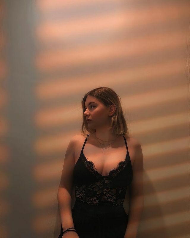 French slut Elisa — 17
