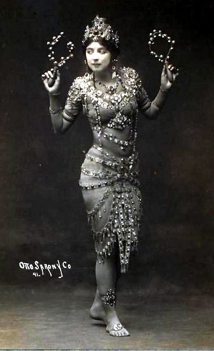 Vintage Gypsy Dancers — 5